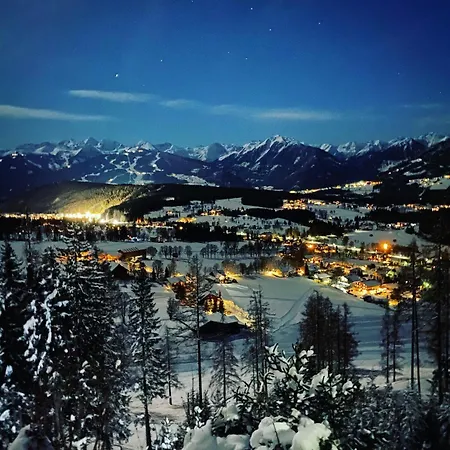 Bio-holzhaus Und Heimat