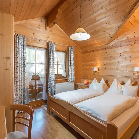 Bio-holzhaus Und Heimat Apartman *