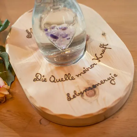 Bio-holzhaus Und Heimat *